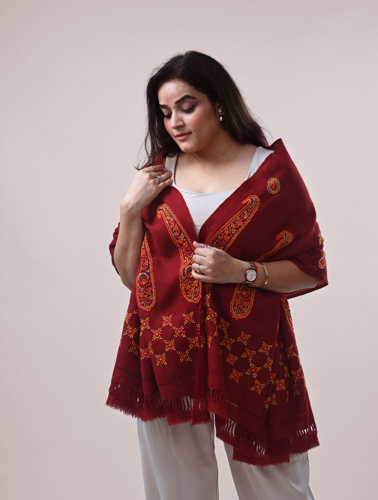 Maroon Woollen Shawl With Hand Embroidered Chikankari Back Image